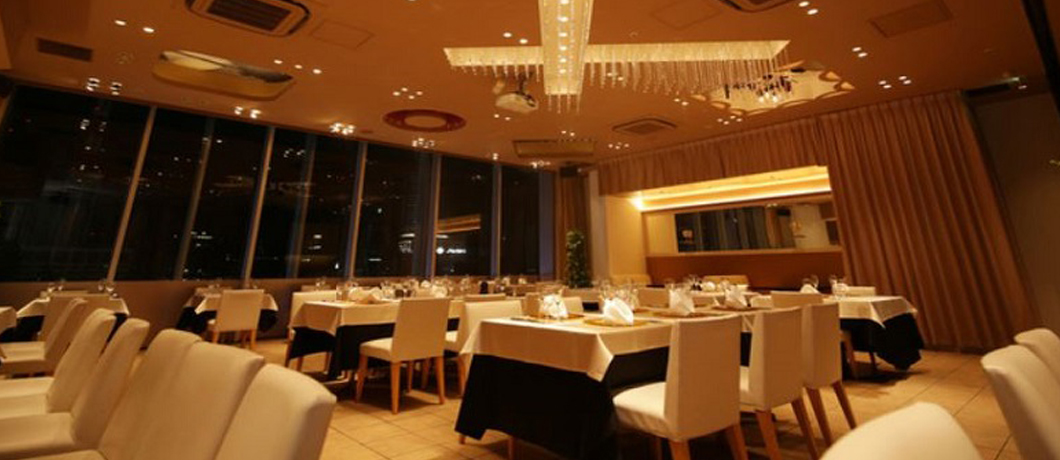 AURUM　(オーラム）